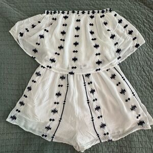 White and Navy Patterned Open Shoulder Romper